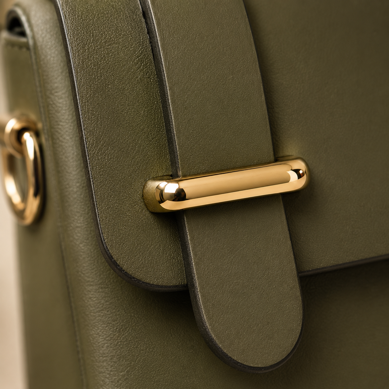 Mini Box Bag — Olive